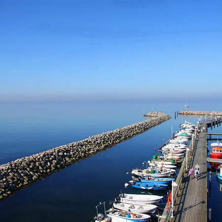 Wellenbrecher Glowe - Ruegen Klein Gelm