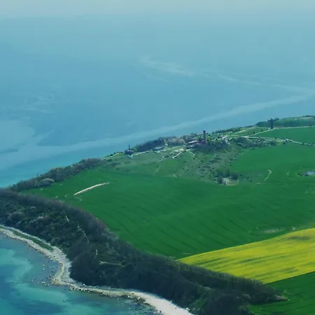 Wellenbrecher Glowe - Ruegen Klein Gelm