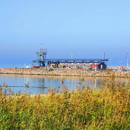 Wellenbrecher Glowe - Ruegen Klein Gelm