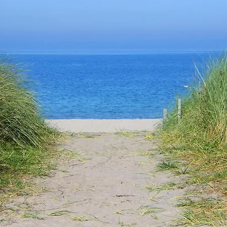 Ferienhaus Wellenbrecher - Rügen Glowe